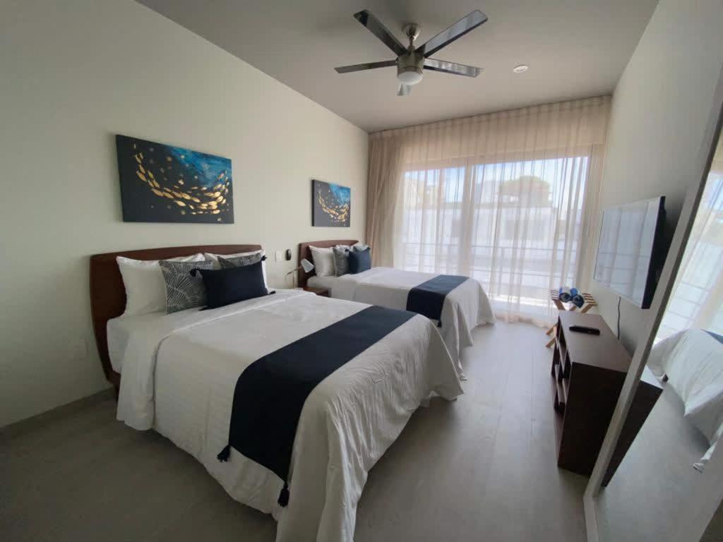 Luxury Room, Ocean View From Balcony And Rooptop Сasa de vacaciones
